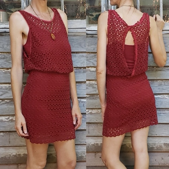 FREE PEOPLE ~ Merlot Lace Keyhole Back Blouson Dress ~ Size Medium - Picture 1 of 6